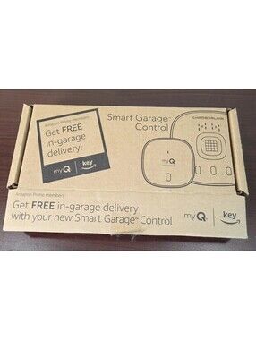 Chamberlain myQ Wireless Smart Garage Hub - myQ-G0401-ES - Liftmaster - New!